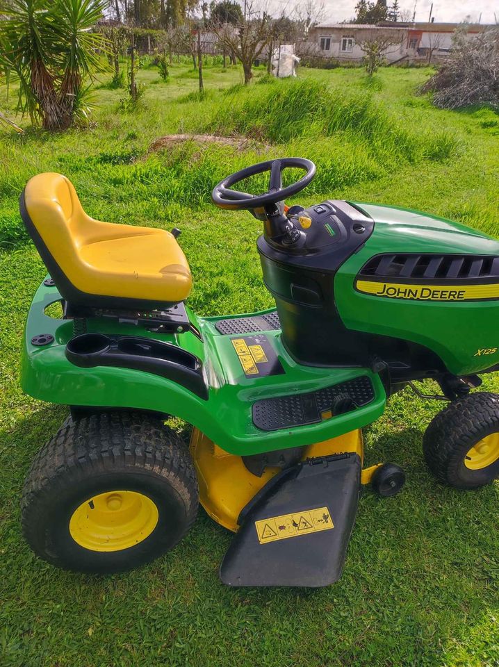 john deere 15hp lawn tractor running scorzè.