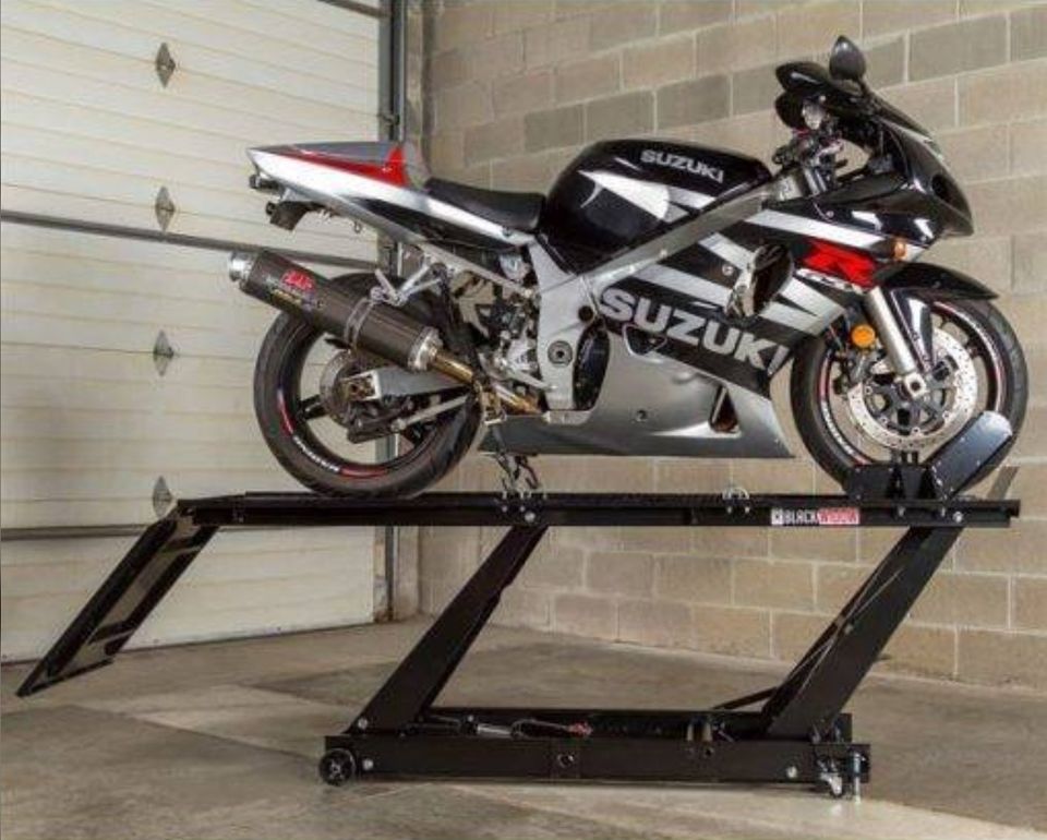 Hydraulic Motorcycle Lift Table – 1,000 lb. Capacity.